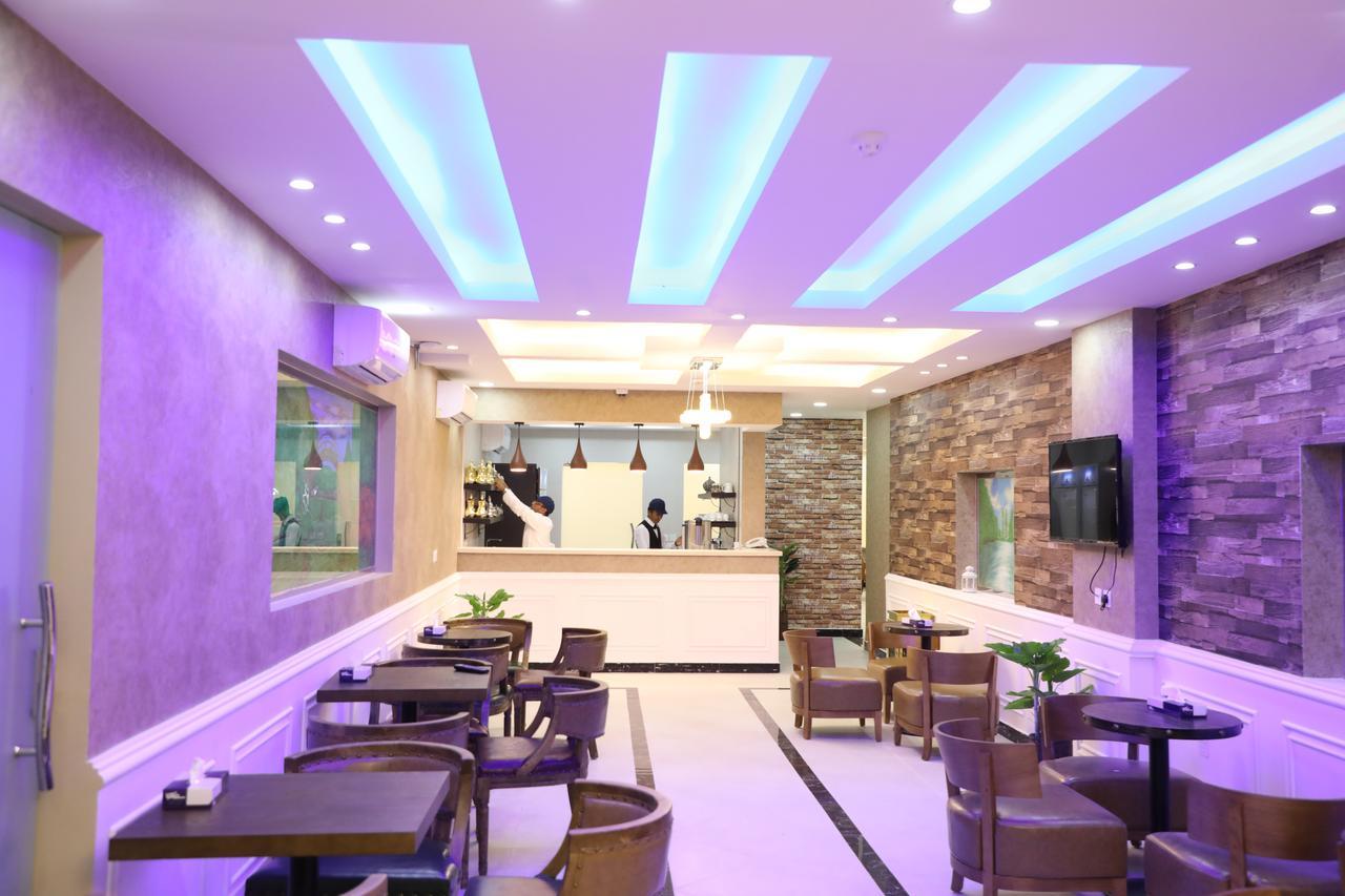 Ashbilia Suites Ал Хубар Екстериор снимка