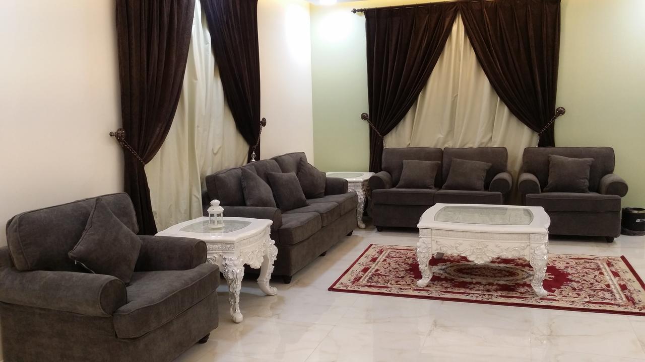 Ashbilia Suites Ал Хубар Екстериор снимка