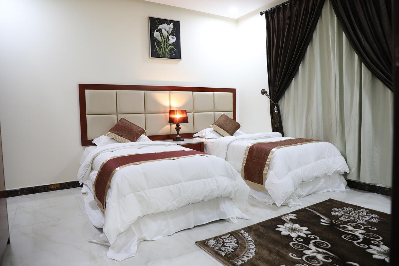 Ashbilia Suites Ал Хубар Екстериор снимка