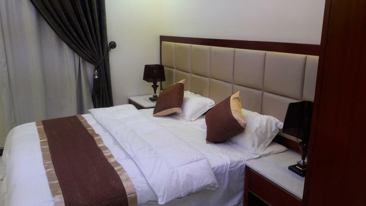 Ashbilia Suites Ал Хубар Екстериор снимка